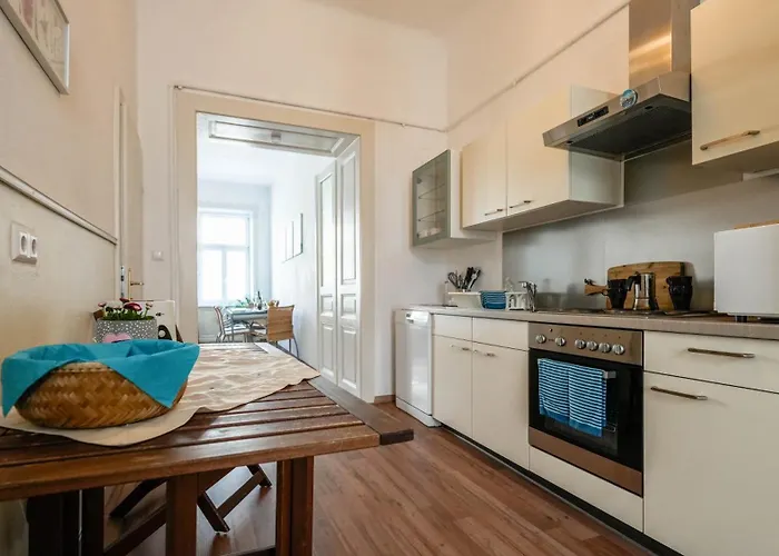 Cozy Augarten Apartment